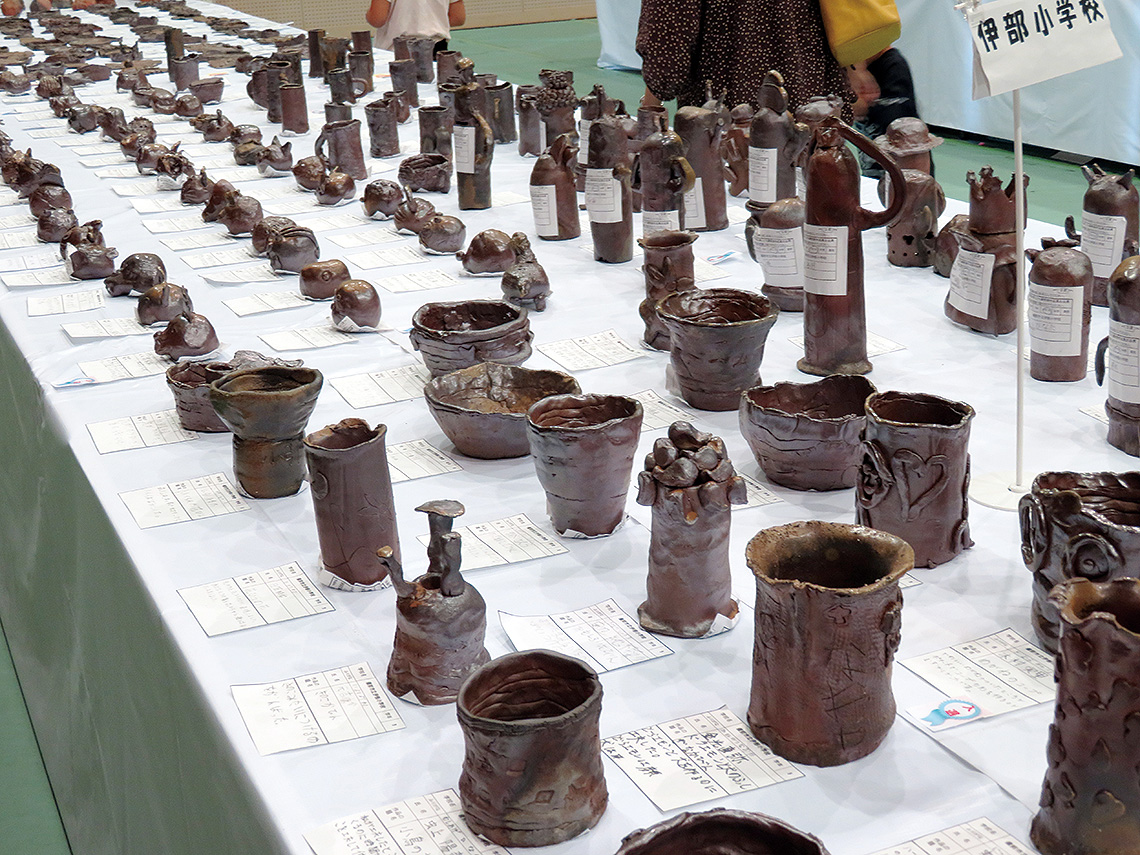 第10回岡山県こども備前焼作品展を開催 出品数911点、来場者数約3700人 