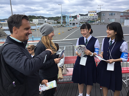 たまのスチューデントガイドプログラムチーム